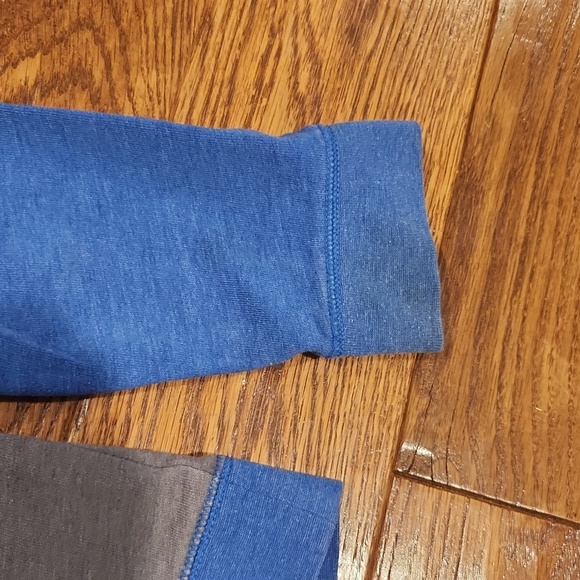 UA Hoodie - GUC - Picture 4 of 4